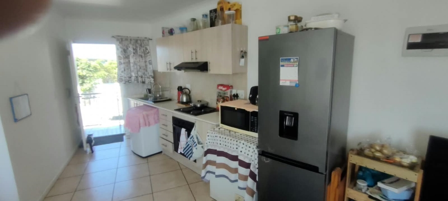 2 Bedroom Property for Sale in Cravenby Western Cape